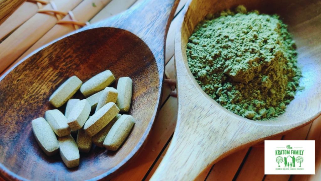 Kratom Powder vs. Kratom Extract Chewables: Which Is Better