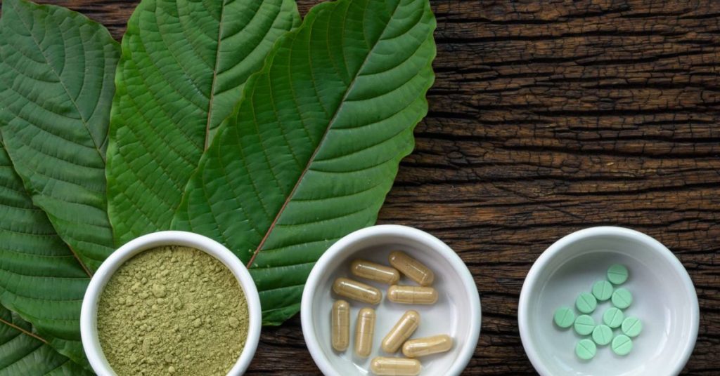 What’s the Process for Making Kratom Powder and Kratom Extract